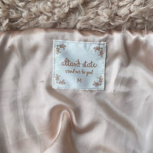 Altar’d State Faux Fur Coat Women’s Medium - Picture 2 of 3